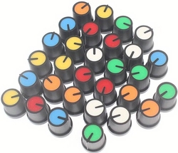 Přístrojový knoflík 15x15mm, hřídel 6mm válcový