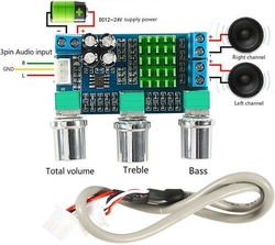 Spínaný (D) zesilovač 2x50W s korekcemi